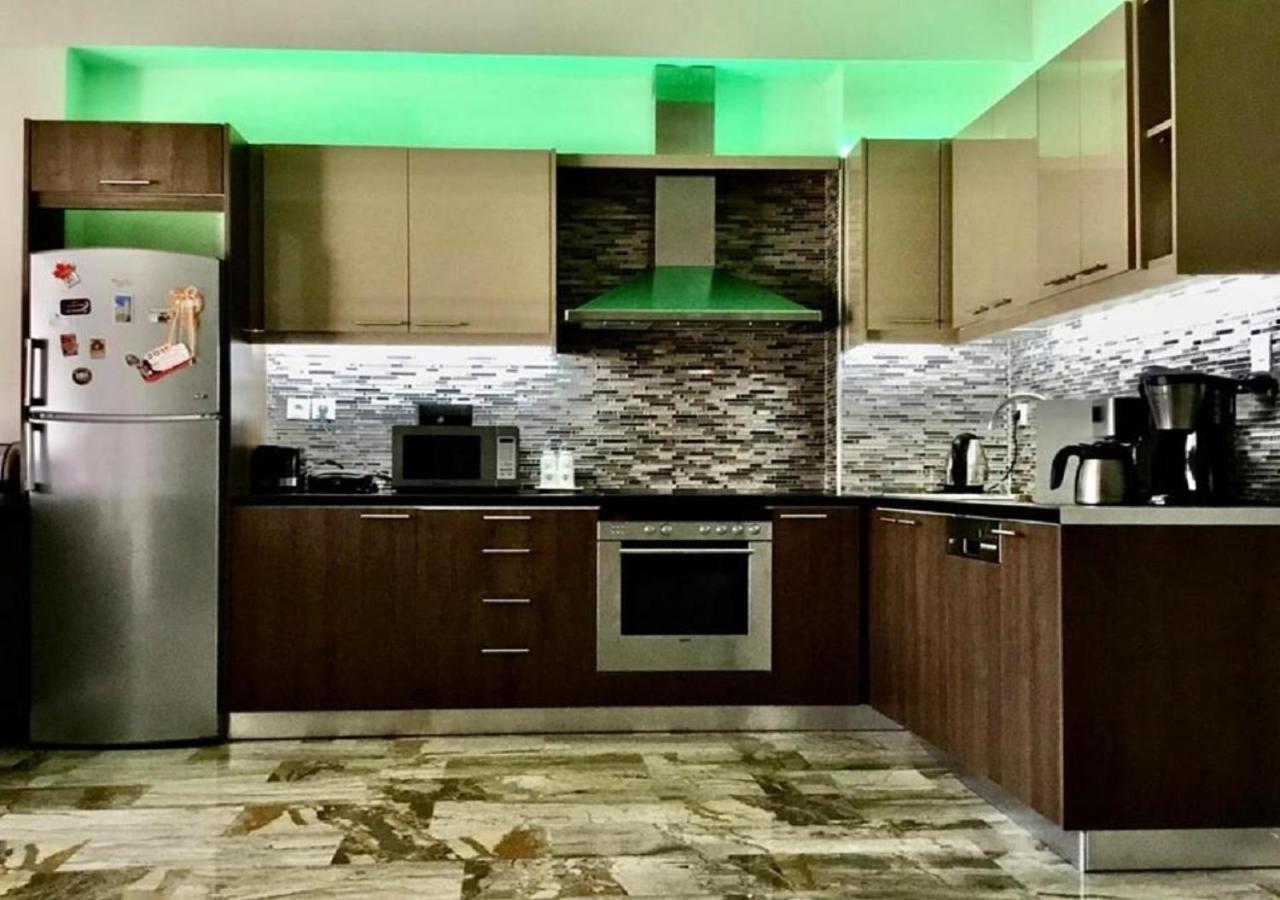 Luxury With Sauna And Free Parking Near Acropolis Athen Eksteriør billede